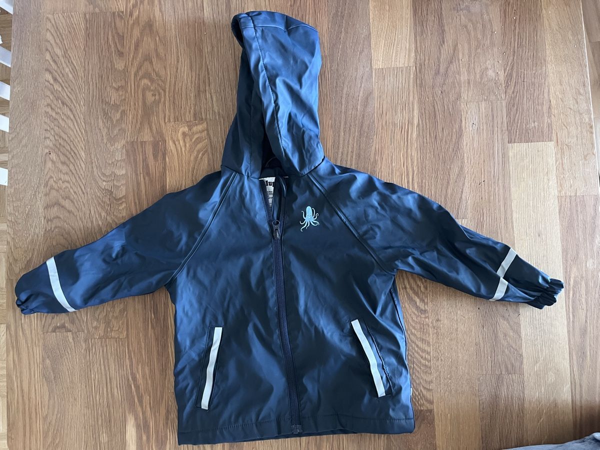 Lupilu Lotti & Set di vestiti: Regenset 86/92 gefüttert – Usato da Ostermundigen venduto da Mihela