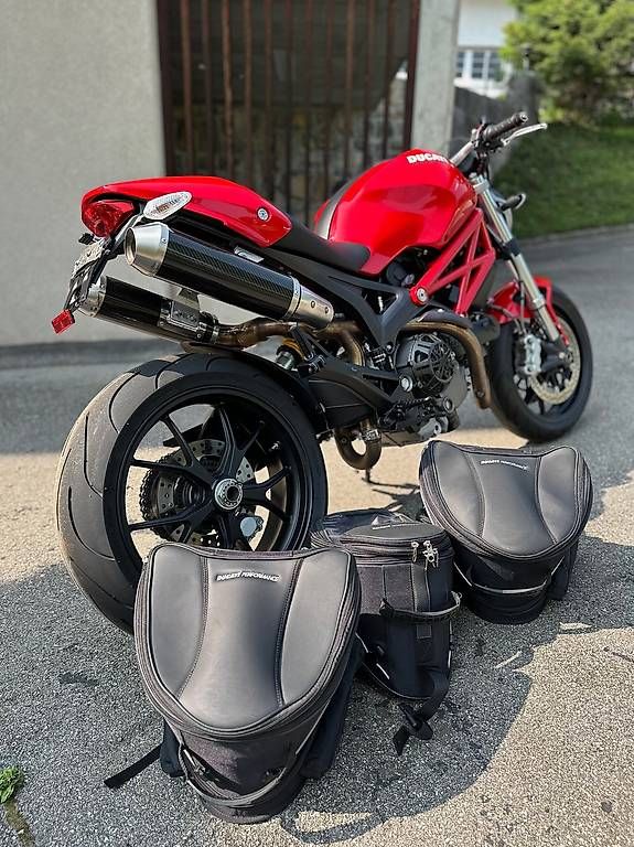 Strada: Ducati Monster 1100 S (ABS) – Usato da Hasliberg Reuti venduto da inf_mg7k 1