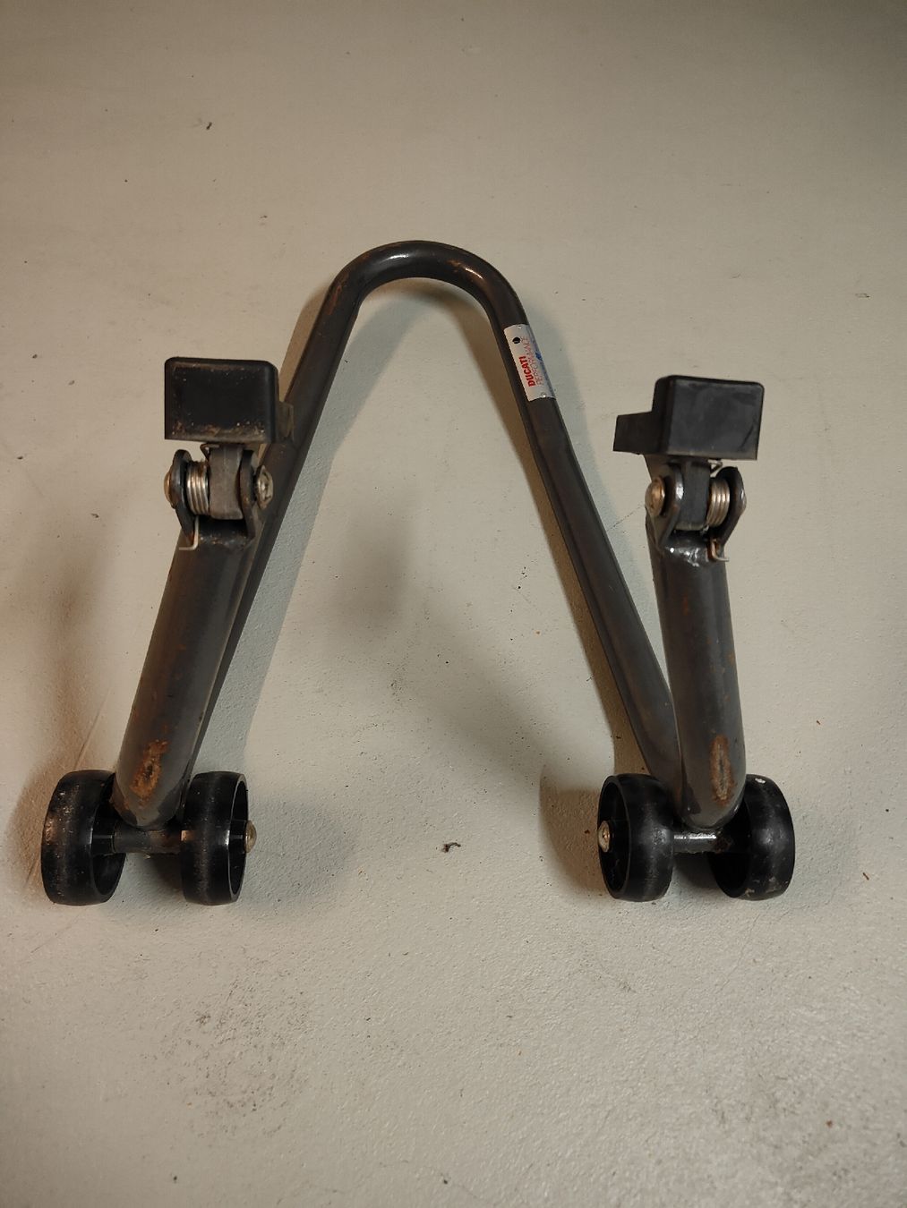 Stander: Original Ducati Front Montageständer  – Usato da Mettmenstetten venduto da fez_2c5b 3