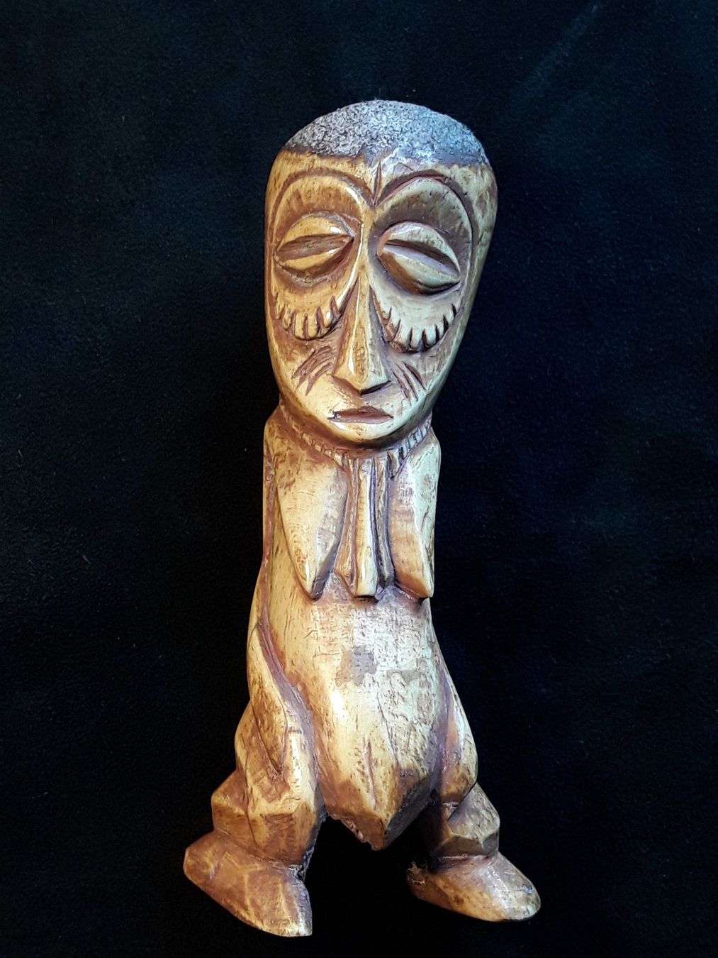Sculture & Statue: Schnitzerei aus Knochen Afrika ca 1930 – Usato da Zürich venduto da helsan