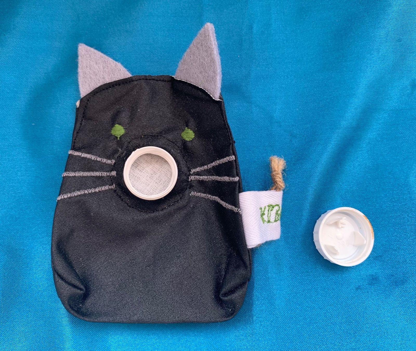 Cibi & Specialità: Zältli-/Kaugummitäschli Katze – Nuovo e nell'imballaggio originale da Wetzikon ZH venduto da jol_6cb8 1