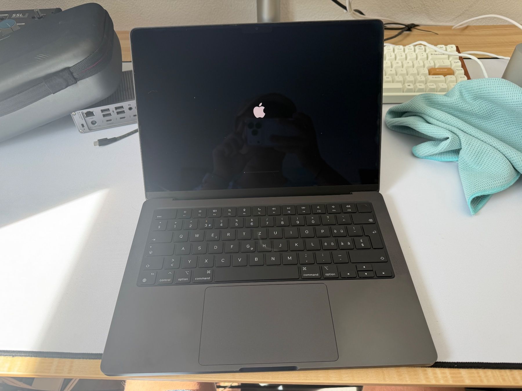 Apple Notebook: Apple M3 Pro Chip (11-Core CPU / 14-Core GPU) – Usato da Evilard venduto da Wikunjaa