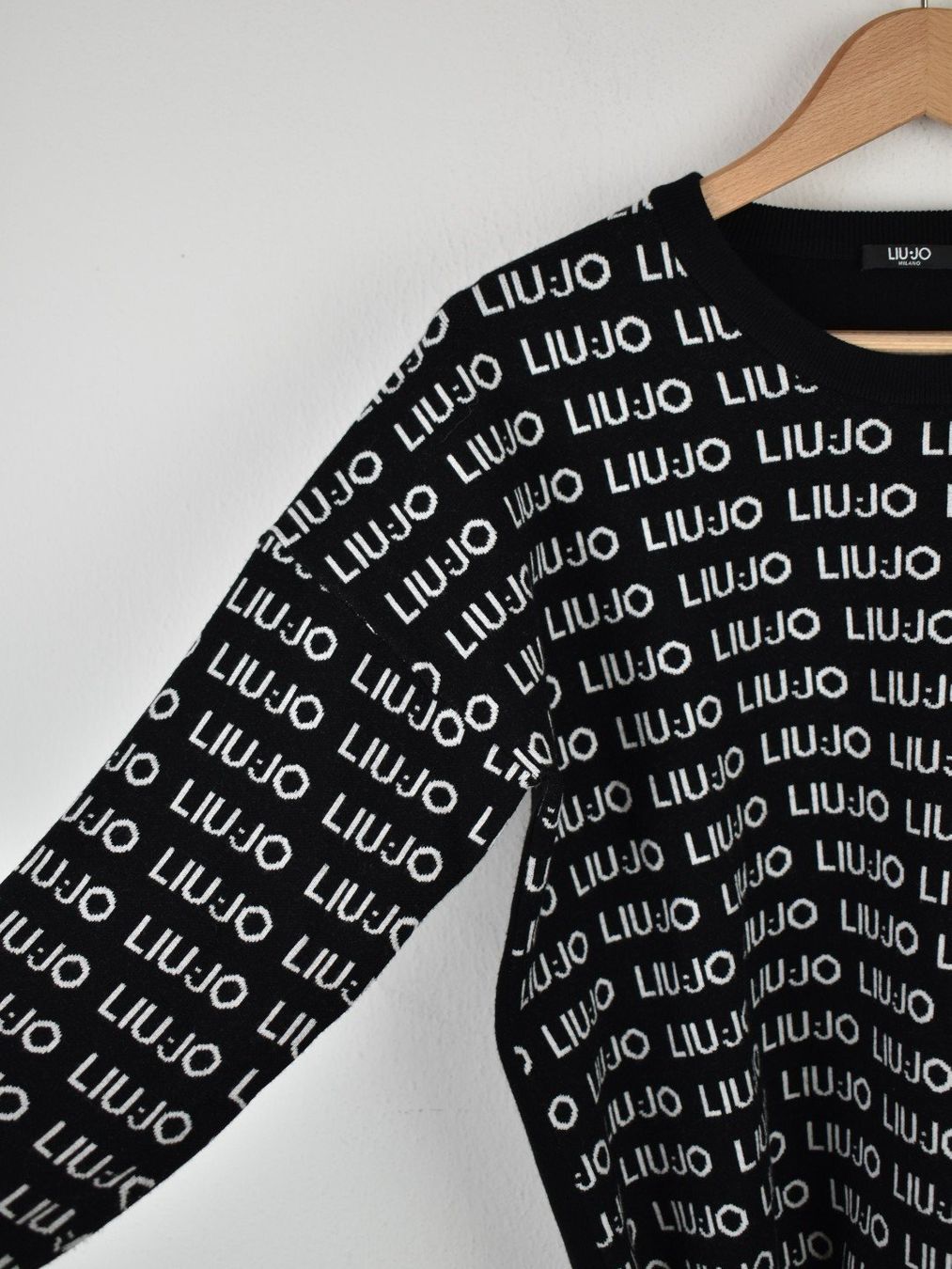 Liu Jo Pullover & Sweatshirts: Liu Jo Pullover Gr.38, 62% Viskose – Gebraucht aus Nürensdorf von 2ND_STORY 7