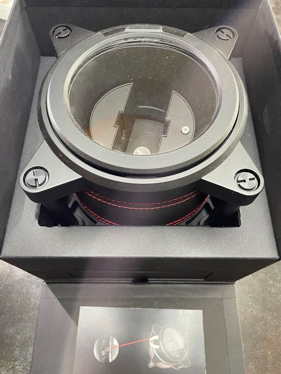 Hublot Ferrari Watchwinder/Uhrenbeweger neu Kaufen auf Ricardo