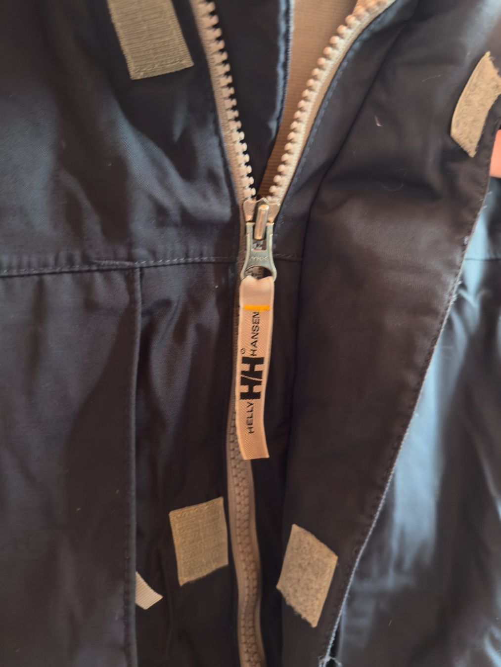 Helly Hansen Jacken: Helly Hansen Übergangsjacke Unisex Herbstjacke leicht – Gebraucht aus Gryon von mev_7mnx 3