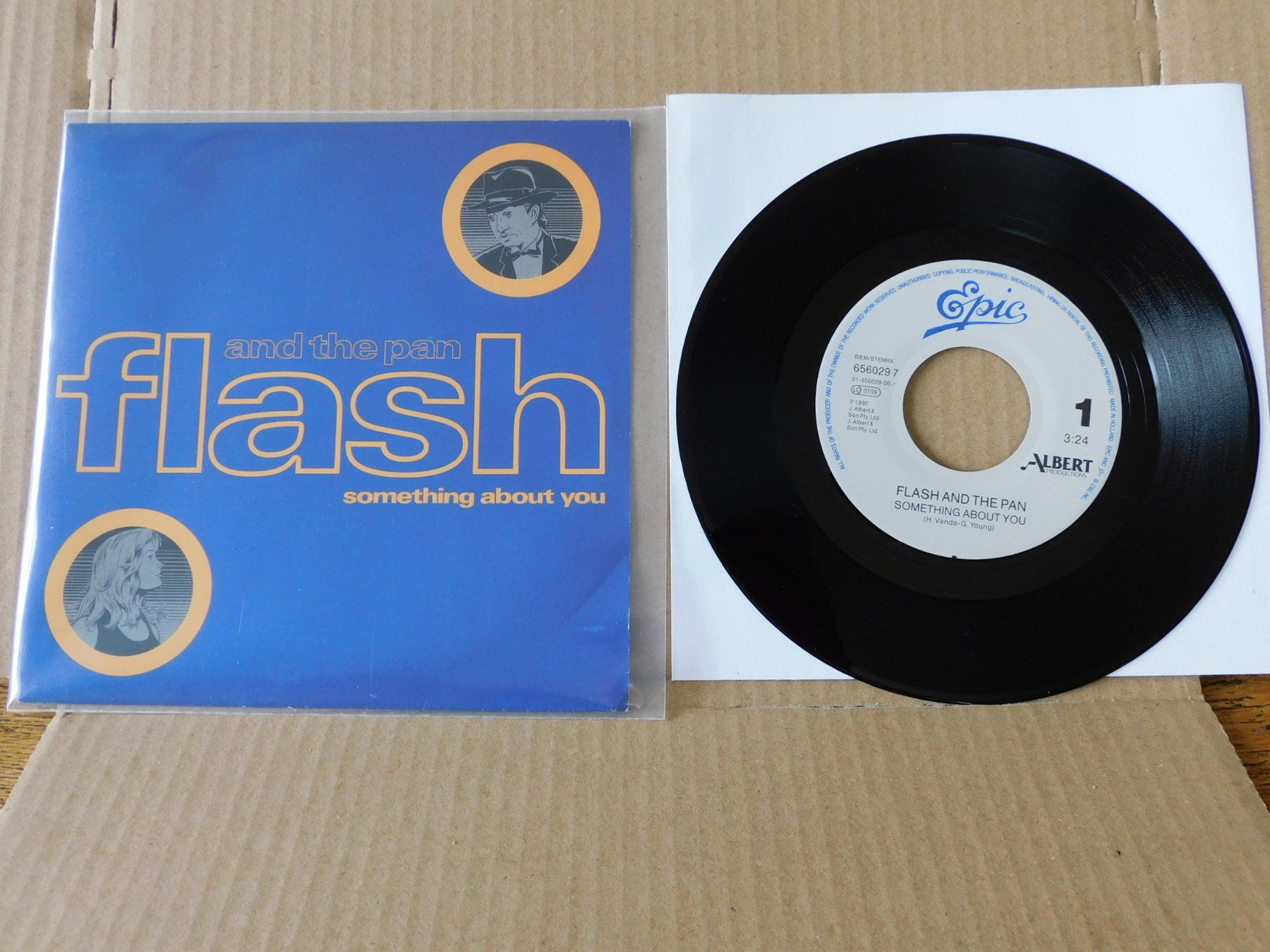 Vinyles: Flash And The Pan – Something About You – D'occasion à Emmenbrücke par lamorak