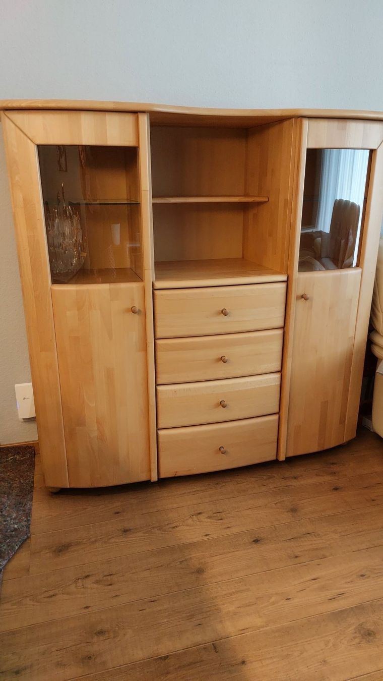 Cassettiere: Highboard Buche massiv – Usato da Bubendorf venduto da RKUD 2