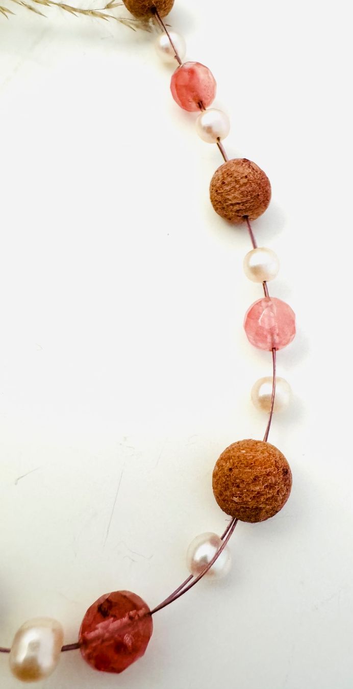 Catenine: Neue Draht-Perlenkette mit Lava- u. Korallperlen, Handmade – Nuovo e nell'imballaggio originale da Goldach venduto da byBigo 2