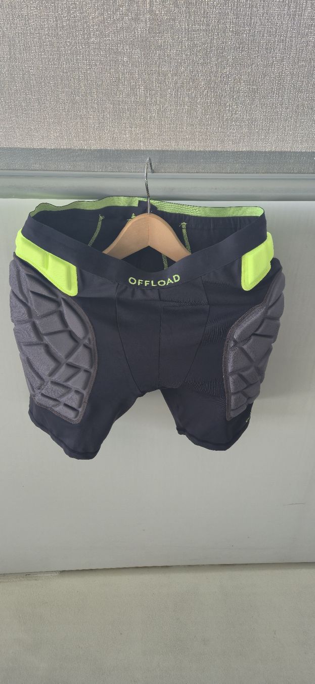 Decathlon Protezioni & Imbottiture: Sous short protection  – Nuovo (secondo la descrizione) da Cheseaux-Lausanne venduto da stevo85