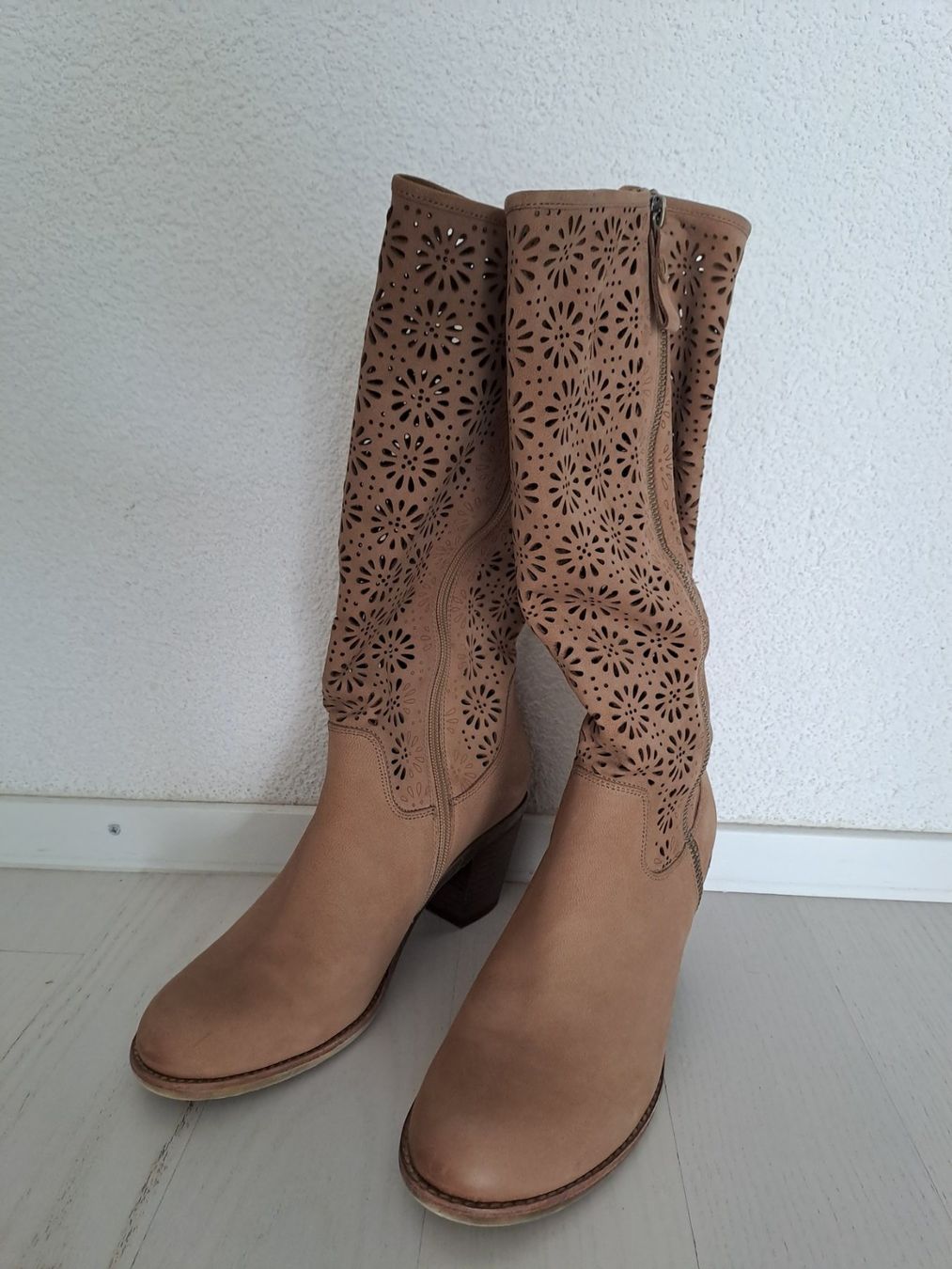 Scarpe da donna: Stiefel  Gr 38 Echtleder – Nuovo (secondo la descrizione) da Grenchen venduto da panebianco