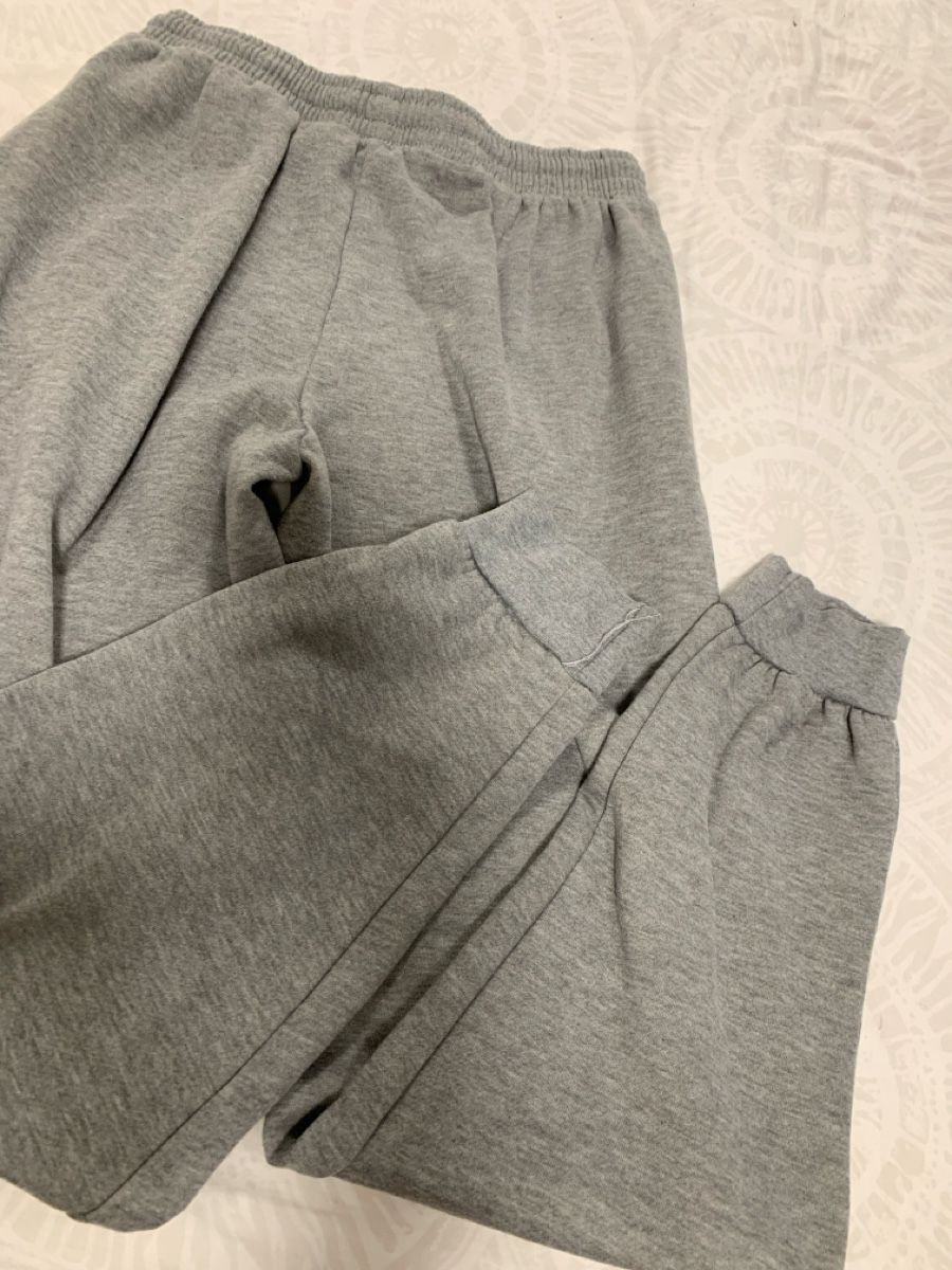 Pantaloni: Grey jogging pants M-L, never used – Nuovo (secondo la descrizione) da Immensee venduto da vgitter 9