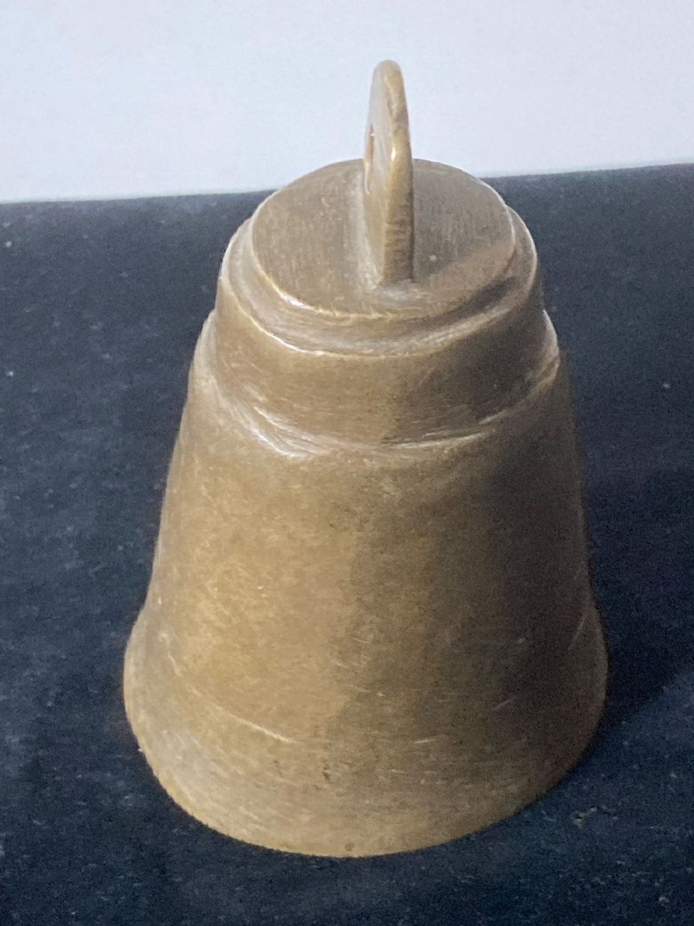 Glocken & Treicheln: Alte Persische Glocke aus Messing – Defekt aus Zürich von Chaeffeler 1