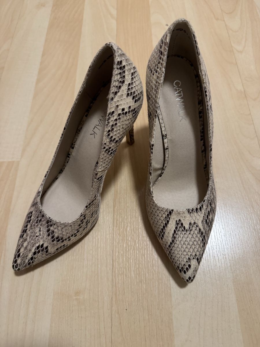 Scarpe da donna: Pumps gr.36 schlangenmuster – Usato da Schaffhausen venduto da H.Green
