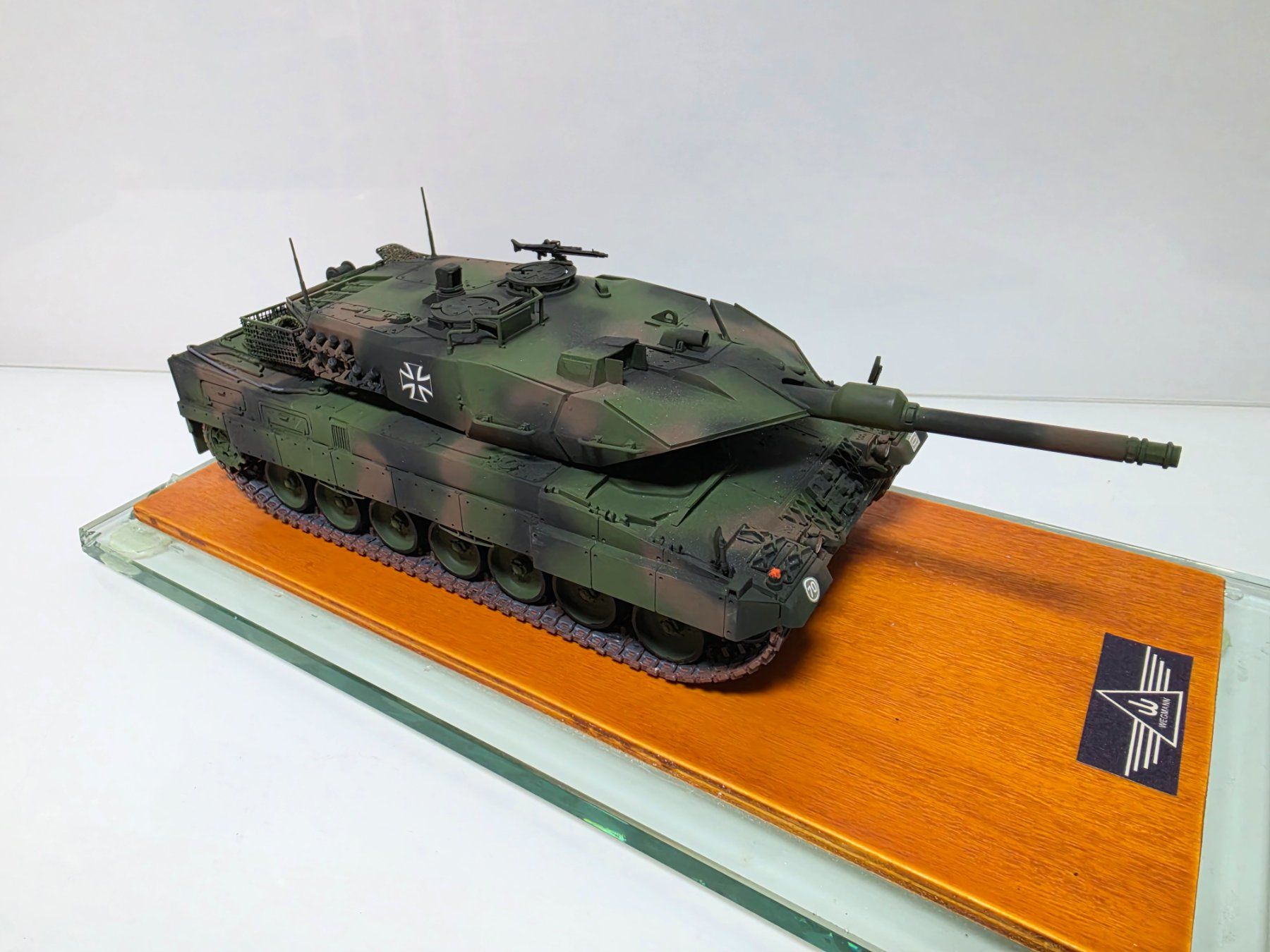 Modellbausätze & Standmodelle: Modell Panzer Leopard 2A7 von Wegmann – Gebraucht aus Neuenhof von ludovicco 1