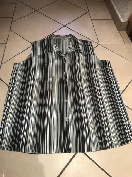 Camicette: Damen Bluse XXL – Usato da Bergdietikon venduto da antovale