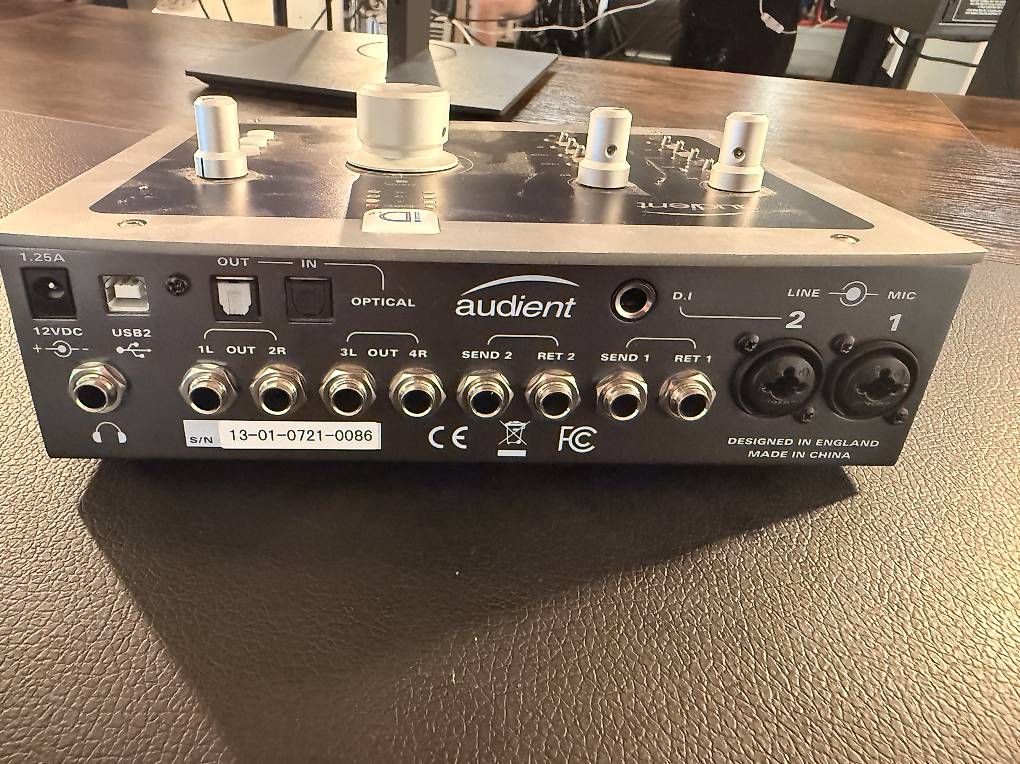 Studioequipment: Audient iD22 Audio Interface – Gebraucht aus Günsberg von ildierfdivad 1