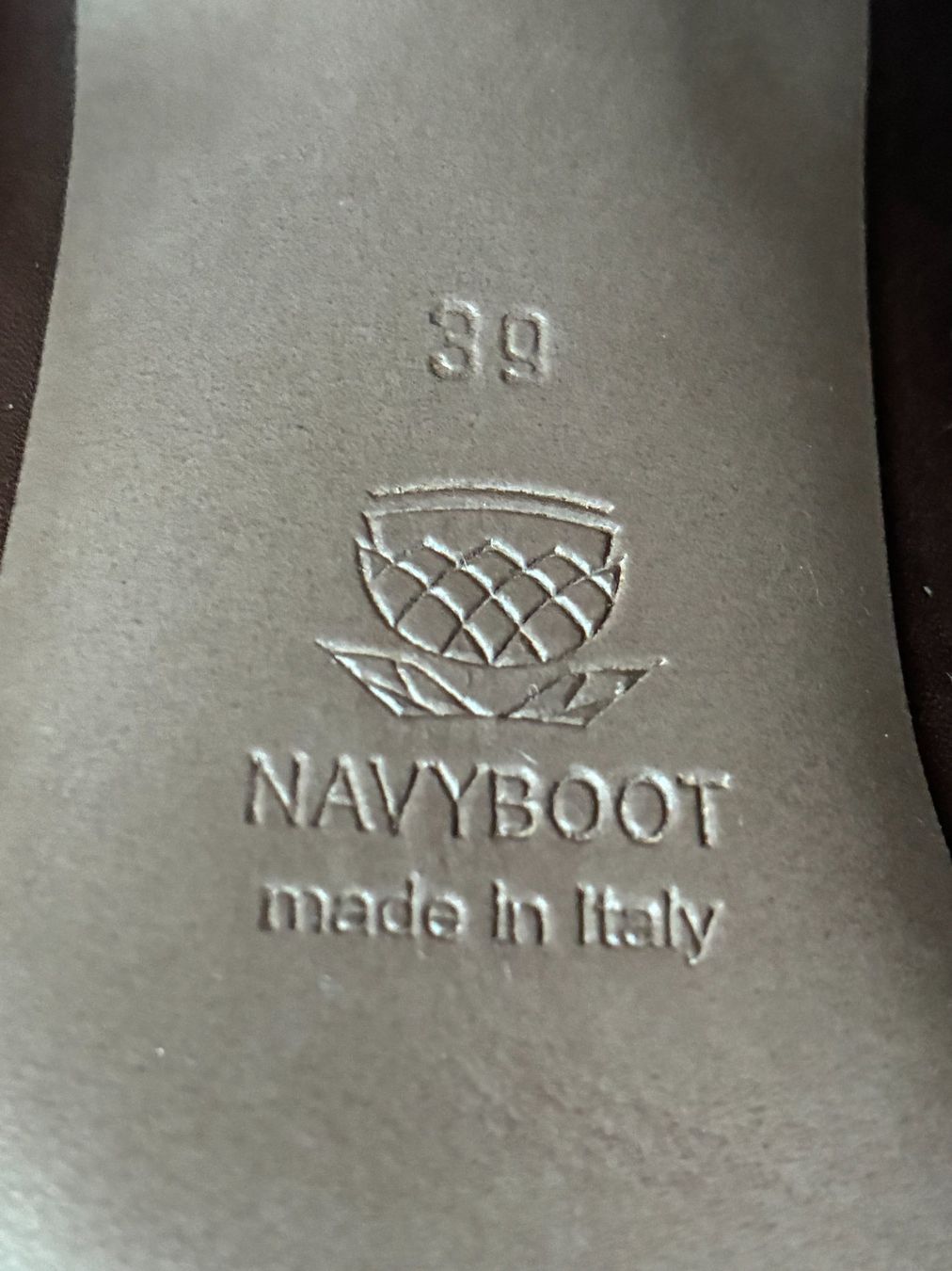 Navyboot Scarpe da donna: NAVYBOOT braune Leder Stiefeletten Grösse 39 – Usato da Kloten venduto da Nephty 4