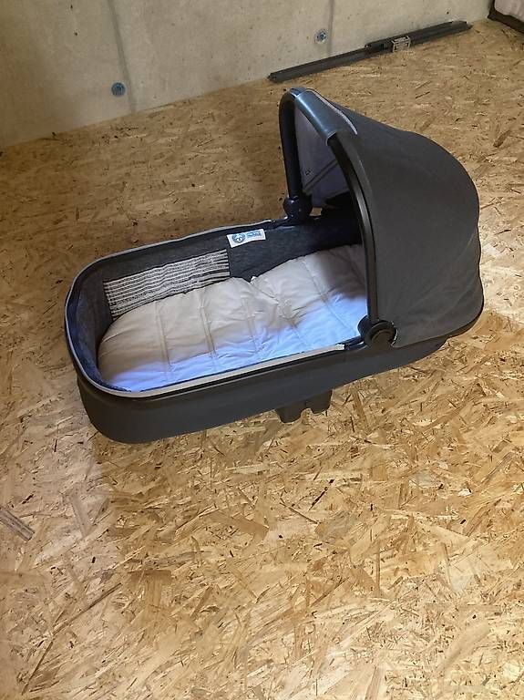 Carrozzine: Passeggino maxi così  – Usato da Campo (Blenio) venduto da M.B.95 4