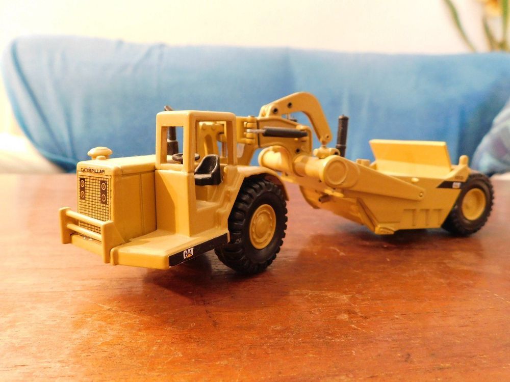 Screpers Caterpillar 637 de bajo costo
