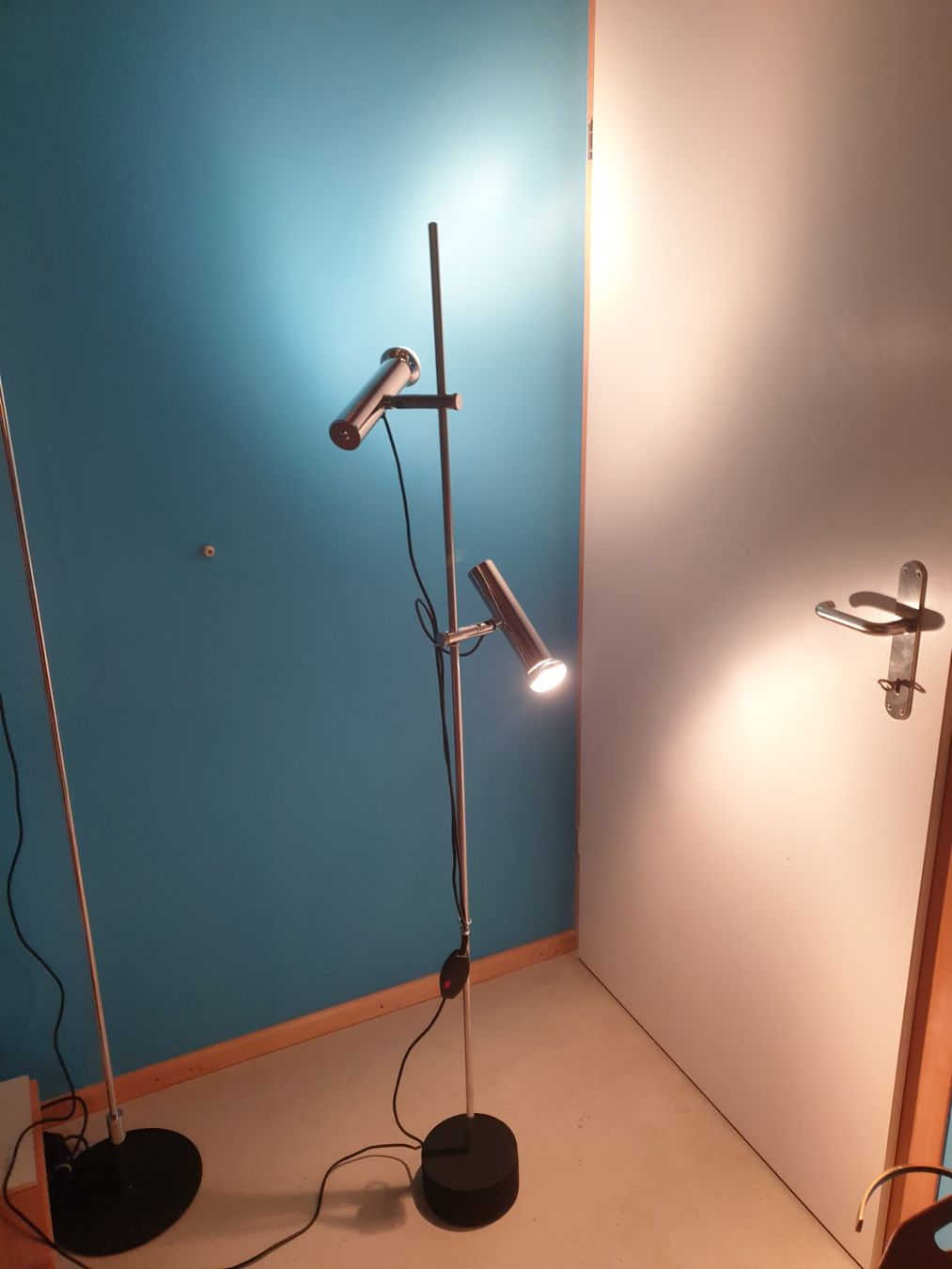 Lampade: Minimalist Spot Lampe – Usato da rebstein venduto da spacy73 2