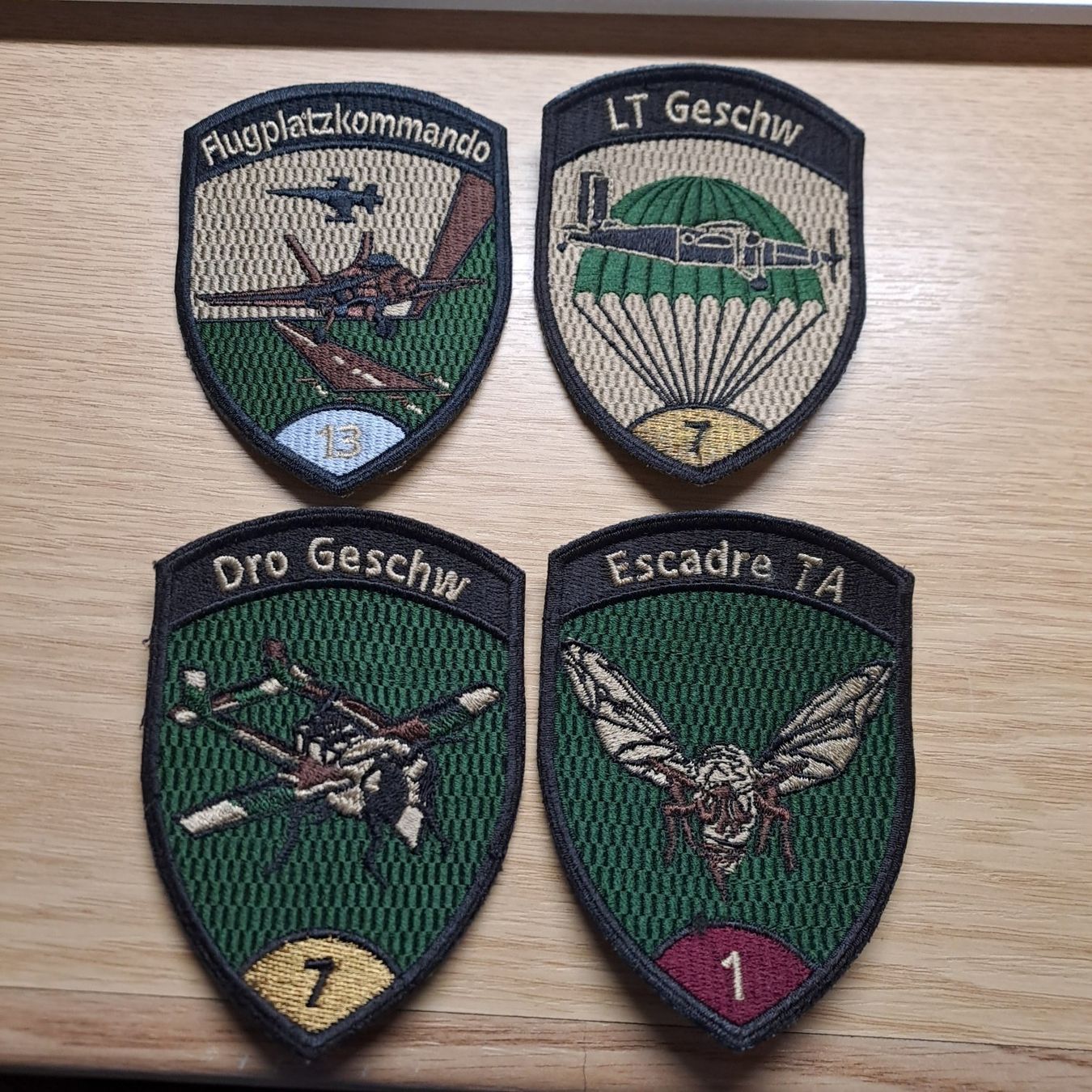 Armée suisse Plaquettes & Badges: Luftwaffen Badgeset – Neuf (Voir description) à Gipf-Oberfrick par Mig_29