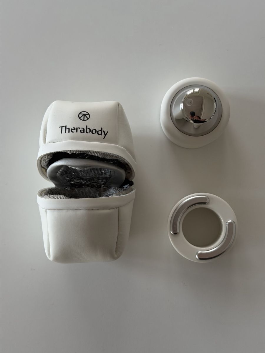 Therabody Dispositivi per massaggi: Therabody TheraFace PRO Set  komplett mit Hot/Cold Ringen  – Nuovo e nell'imballaggio originale da Bad Ragaz venduto da ako_8l5y 1