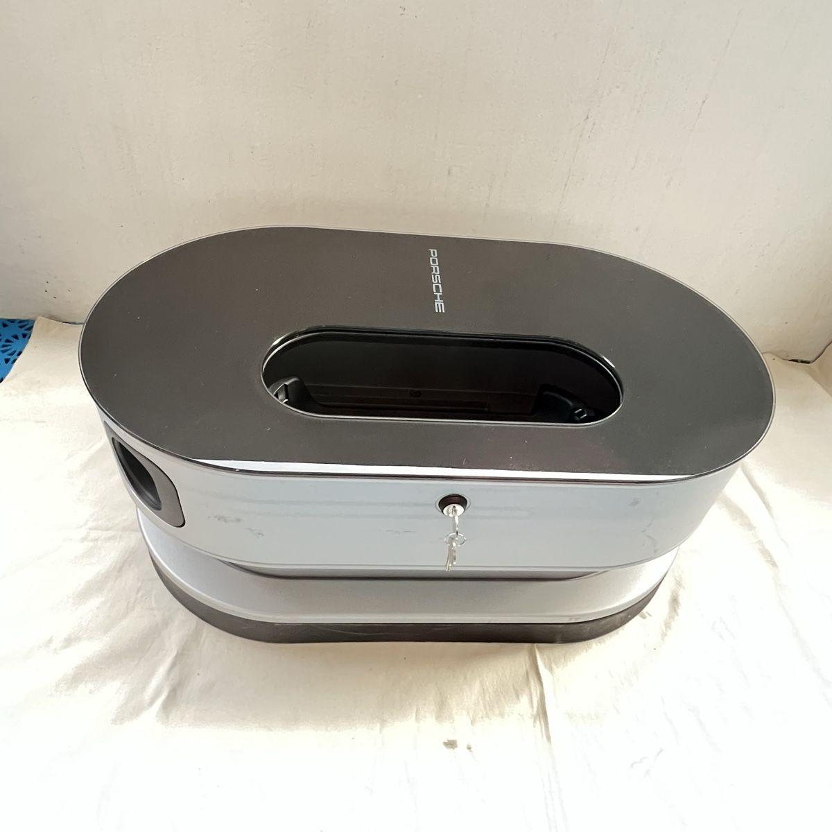 Docking station: PORSCHE Lade-Dock Charging Dock  – Usato da Winterthur venduto da Fredy972