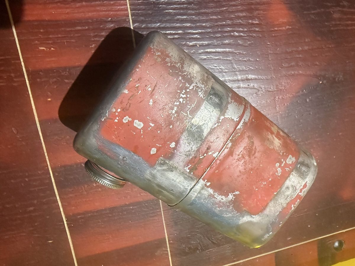 Sonstiges Fahrzeugzubehör: Aebi-Benzintank – Gebraucht aus Horriwil von Carrera68 2
