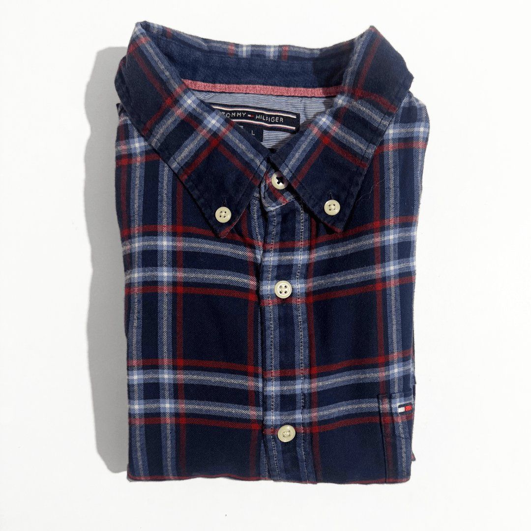 Tommy Hilfiger Camicie: TOMMY HILFIGER Chemise Multicolore 100% Coton  - Taille L – Usato da Vevey venduto da secondlifevevey