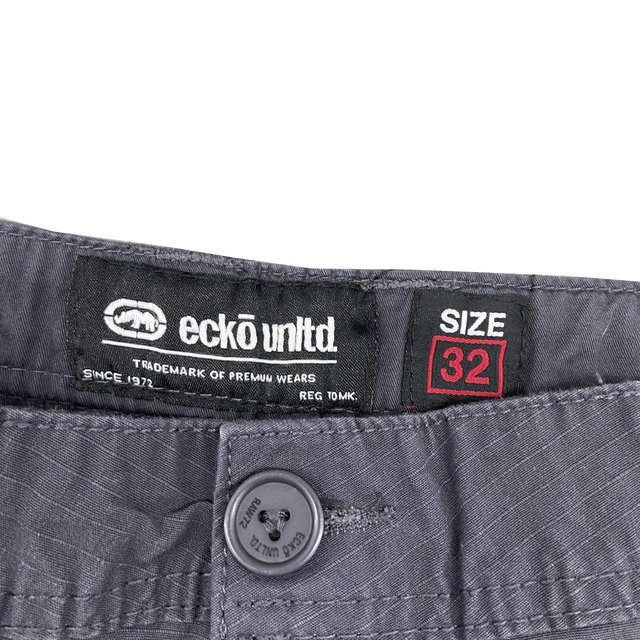 Pantaloni: Ecko unltd. cargo shorts – Usato da Zürich venduto da deflipper 1
