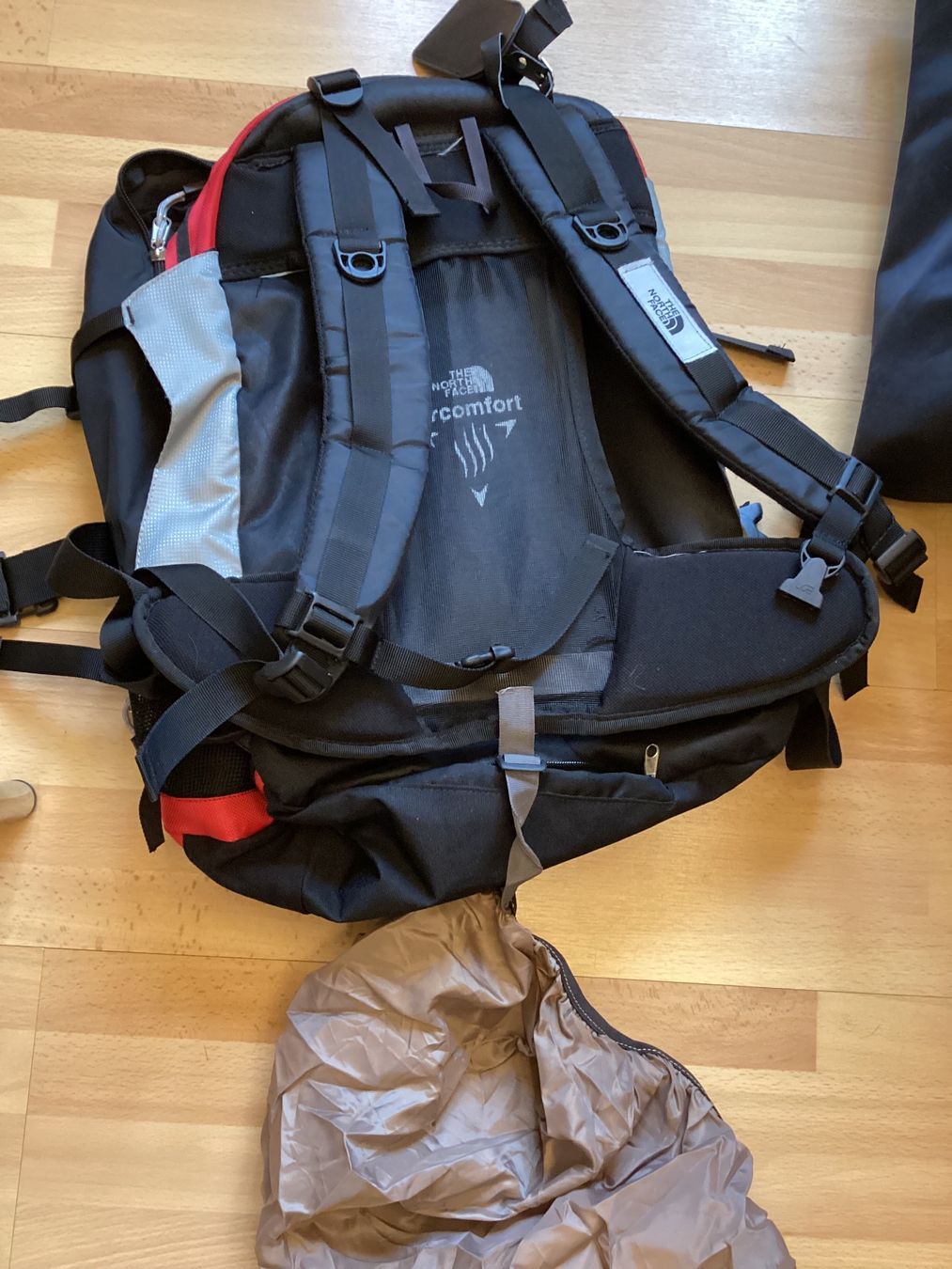 North Face Zaini: The North Face Rucksack – Nuovo (secondo la descrizione) da Unterkulm venduto da Lunchen11 2