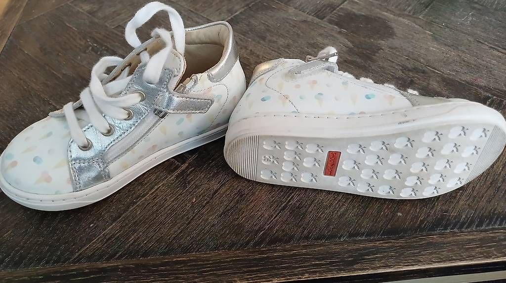 Scarpe per ragazzi: Kinderschuhe Marke Shoo Pom, Grösse 25 – Usato da Meikirch venduto da Scd1907 1