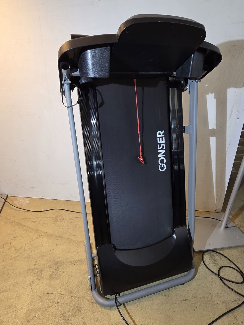Gonser Hometrainer: Laufband FOCUS klappbar – Neu (gemäss Beschreibung) aus Menziken von sbl_7czw 2