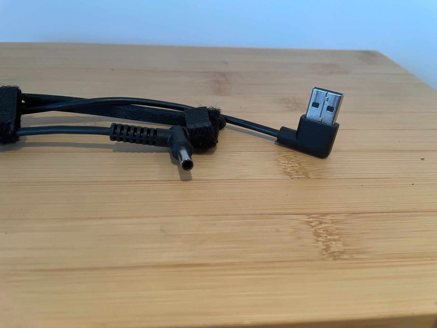 Hewlett Packard Unità & Adattatore: Adaptateur pour docking station - HP HSA-B006 – Usato da Petit Lancy venduto da gil_hr6v 7