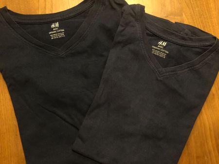 2 T-SHIRTS 146/152 H&M dunkelblau