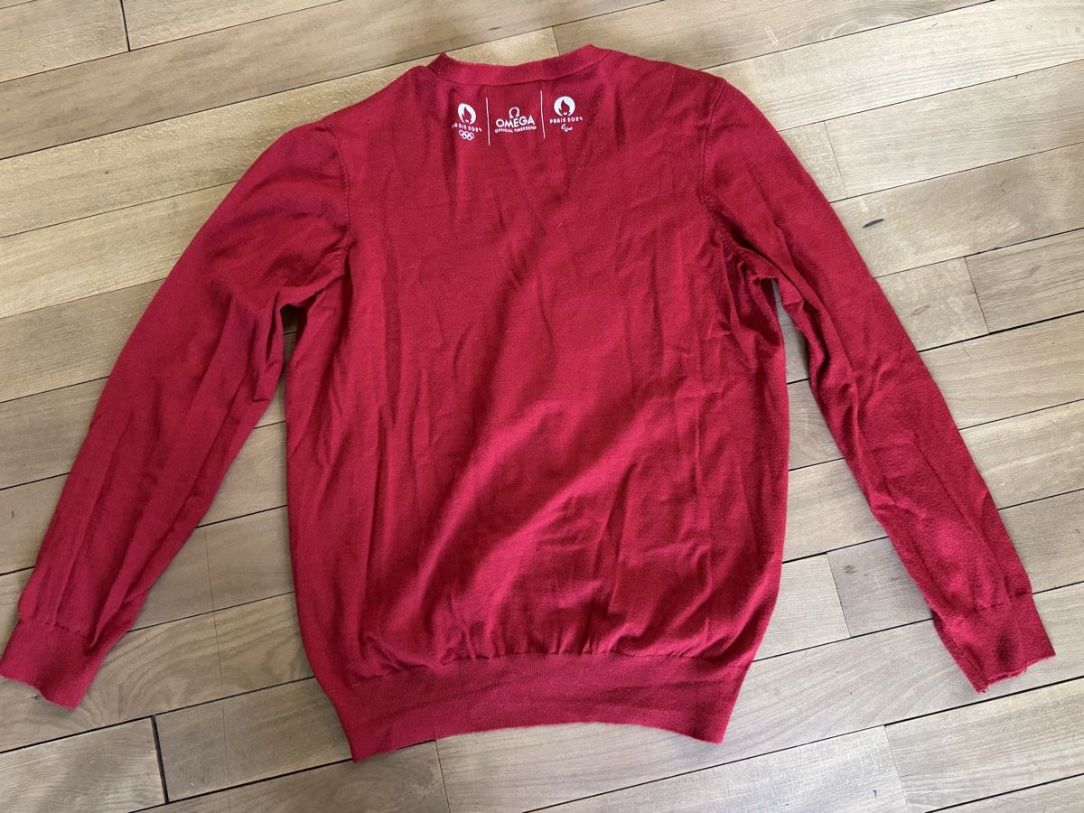 Pullover & Sweatshirts: Cardigan Omega – Gebraucht aus Zürich von Skalandianer 2