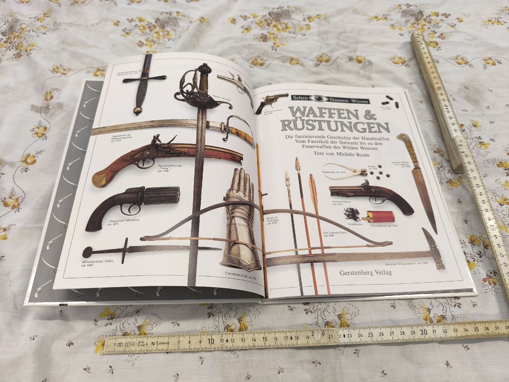 Libri: Buch..Waffen & Rüstungen – Usato da Cama venduto da anto_a 2