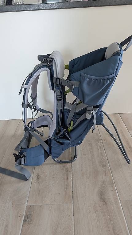 Porte-bébés ventraux & dorsaux: Sac à dos de portage Deuter  – D'occasion à Vuarrens par bos_789g
