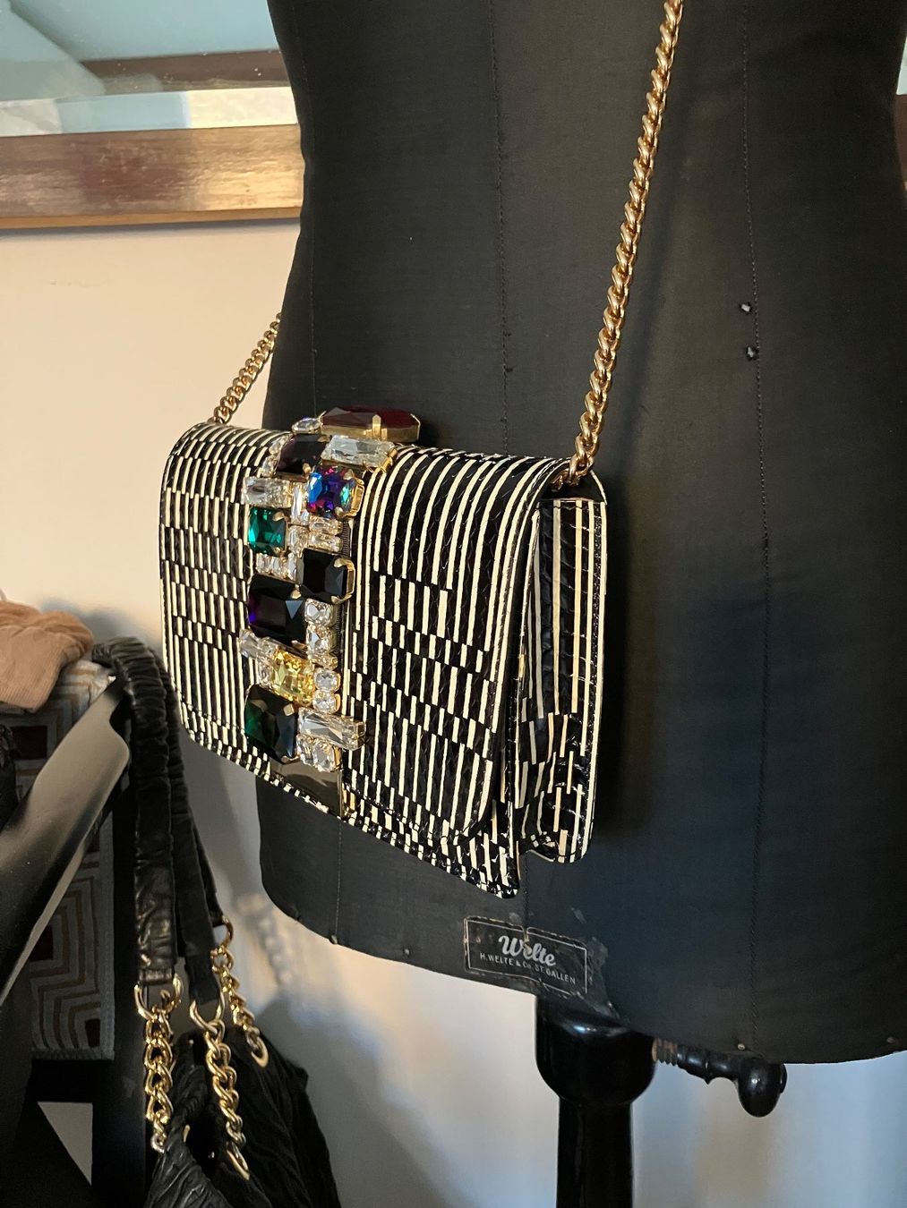 Borse da donna: Preziosa pochette GEDEBE – Usato da Rancate venduto da FiorAngela011