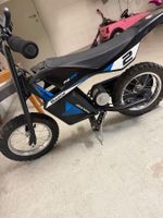 Elektro-Motorrad Razor MX125 schwarz blau guter Zustand