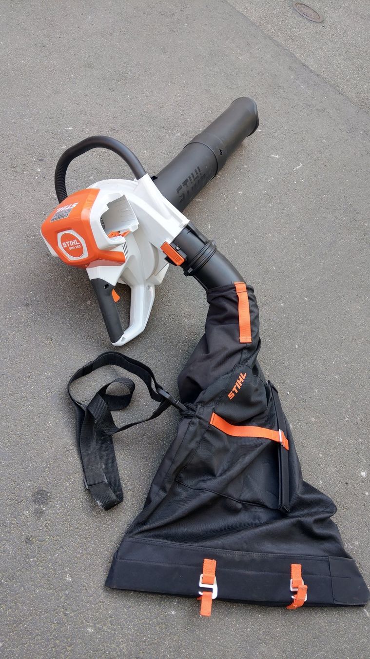 Stihl Laubbläser & Laubsauger: Akku Saughäcksler Stihl SHA 140 – Neu (gemäss Beschreibung) aus Bern von ksliqbe 2