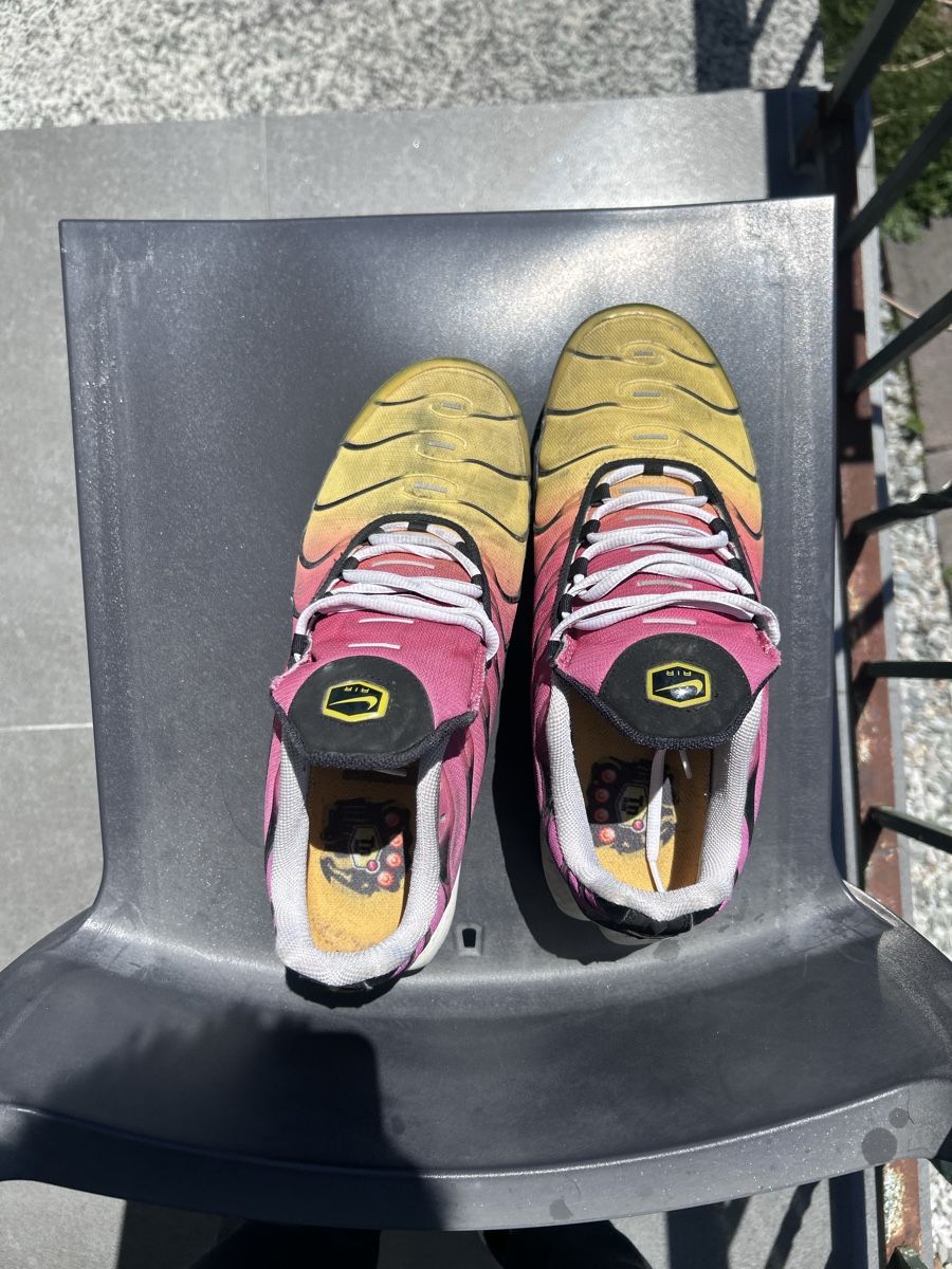 Nike Scarpe da uomo: Tn rose et jaune Nike – Usato da Miège venduto da san_wc9t 3