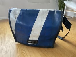 Freitag-Tasche blau-weiss