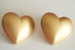 Harpie Ohrstecker Vintage Look Herzen neu