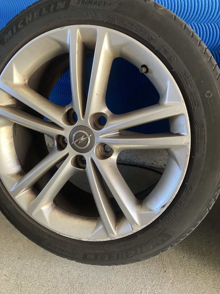 Opel Pneumatici & Ruote complete: Räder Opel Insignia  – Usato da Herisau venduto da dani-hartmann 1