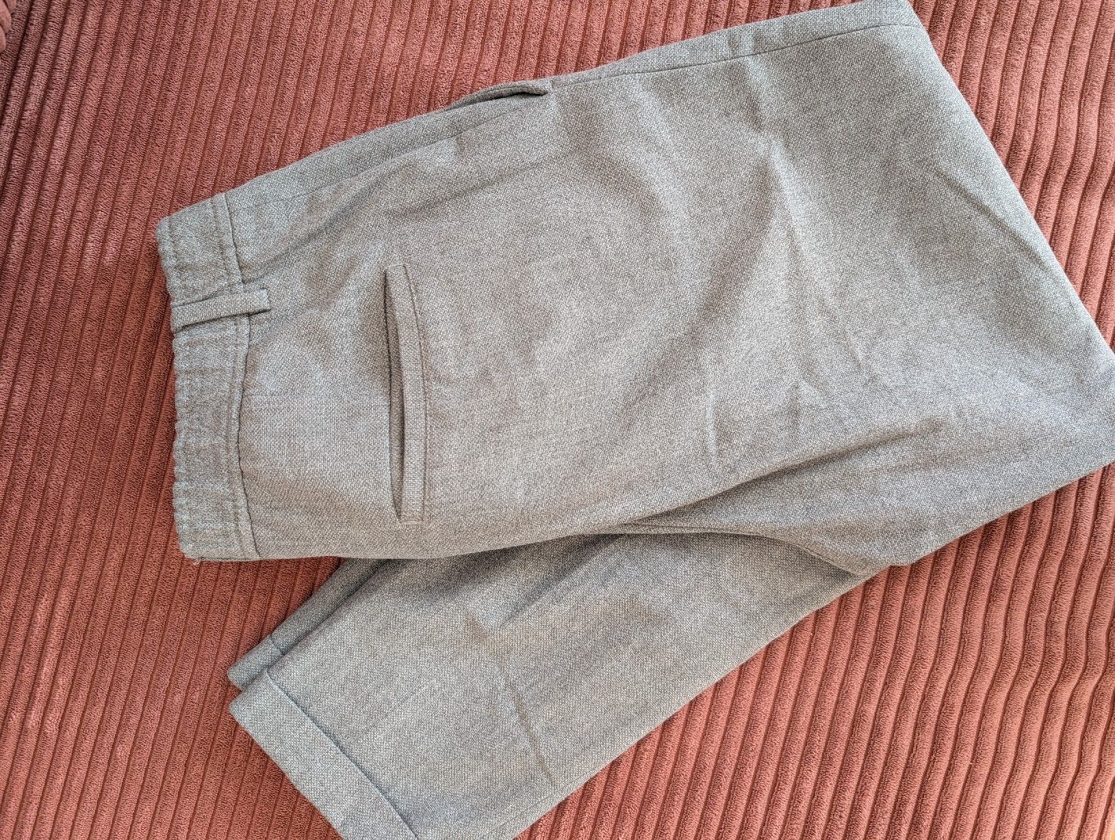 Zara Pantaloni: Stoffhose Zara Size M / 31 – Usato da Zürich venduto da StoC