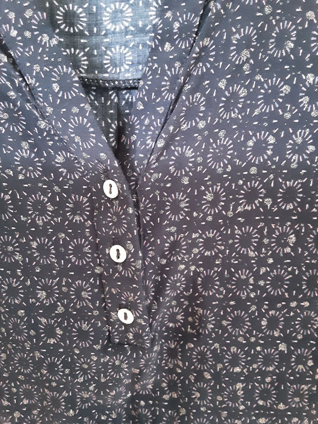 Manor Camicette: Bluse mit Muster, Grösse 36, ungetragen – Nuovo (secondo la descrizione) da Luzern venduto da Nor 2