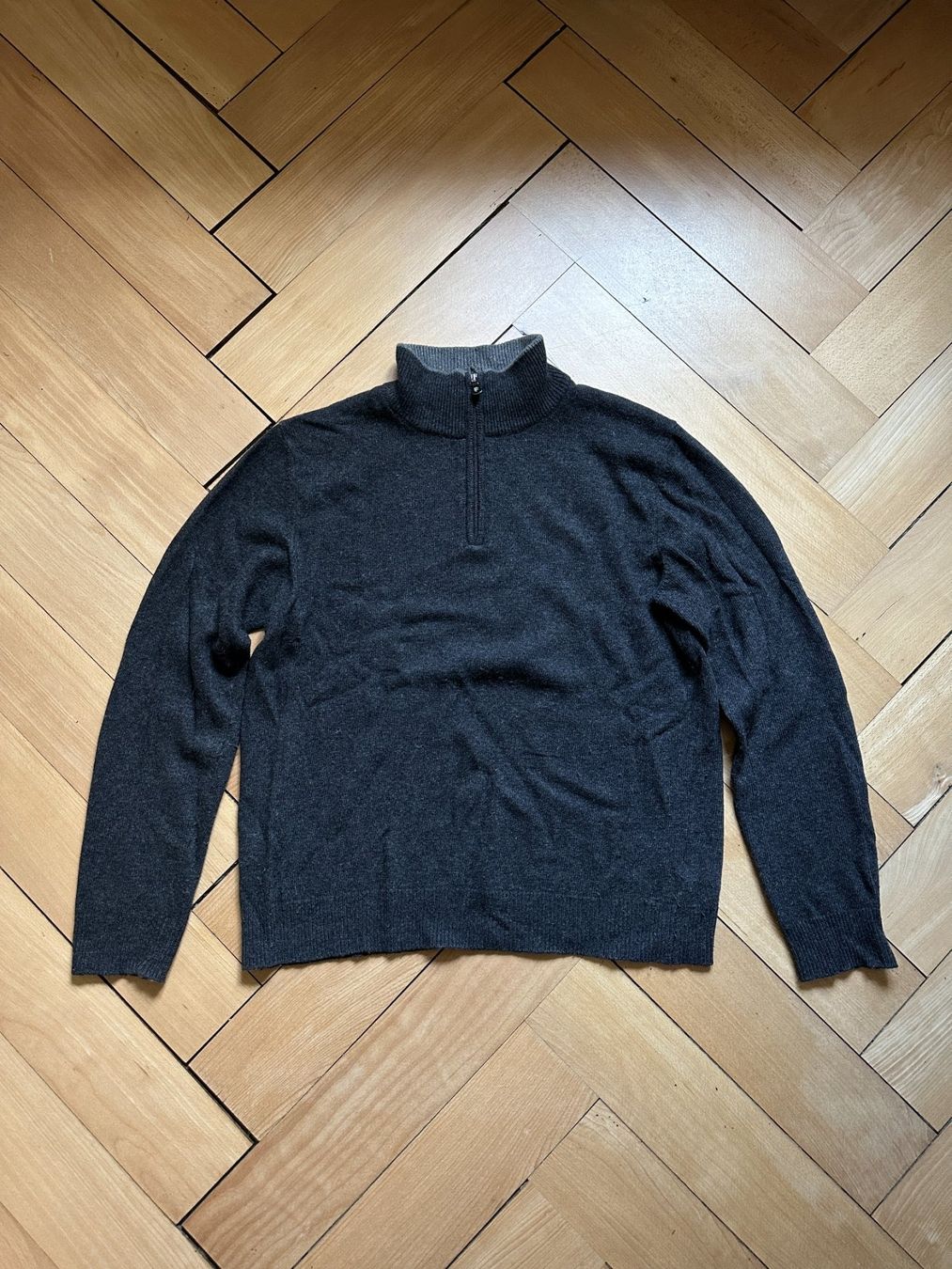 Pullover & Sweatshirts: FIUME - Strickpullover dunkelgrau M – Gebraucht aus Zürich von Diazaio