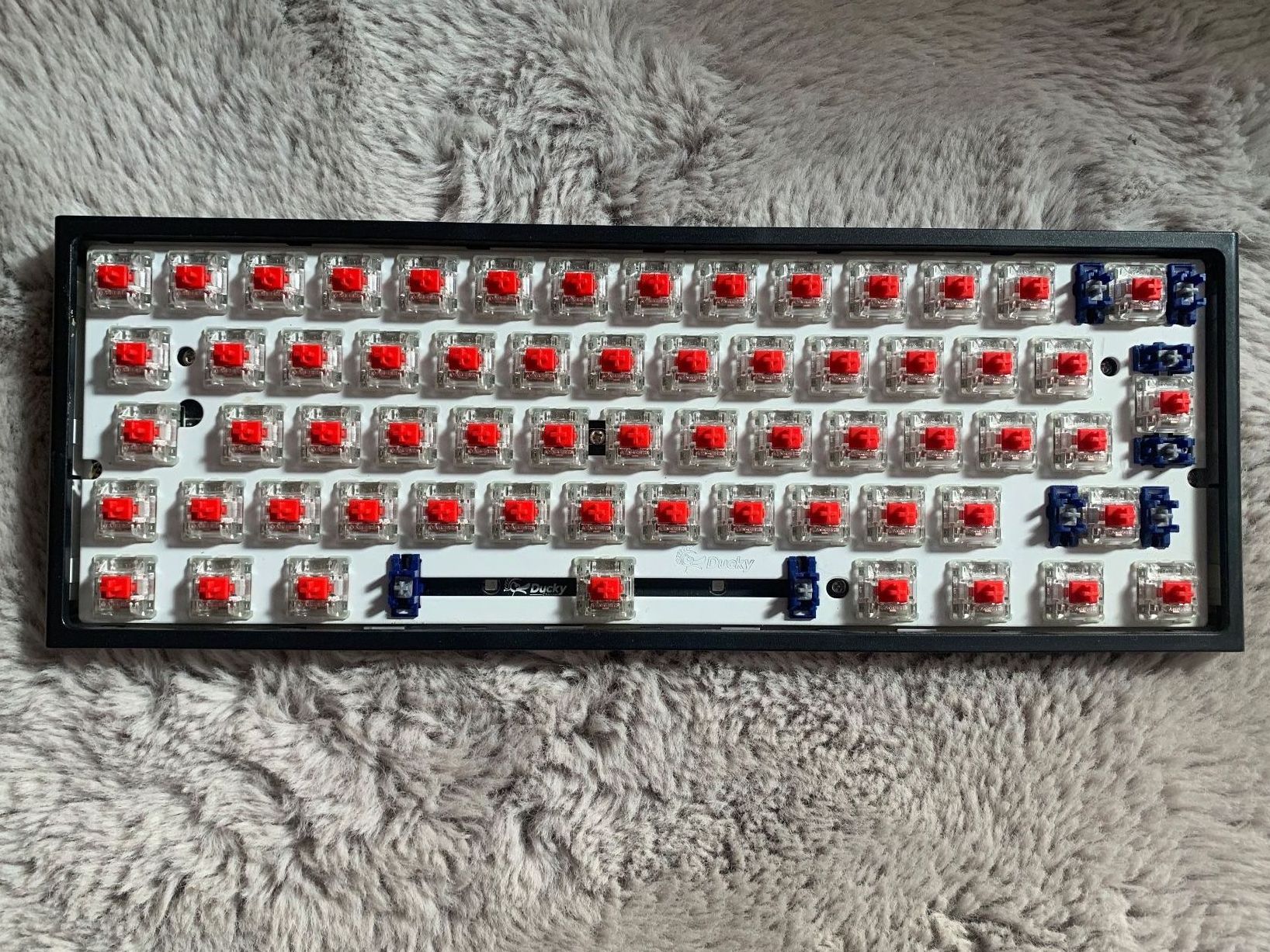 Ducky Claviers: Clavier ducky One 2 mini mx cherry – D'occasion à Buchillon par spzenon 1