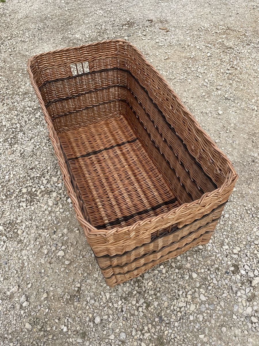 Paniers à linge: NEUER Handgefertigter Weidenkorb – Neuf avec emballage d'origine à Herbetswil par Sue222 2